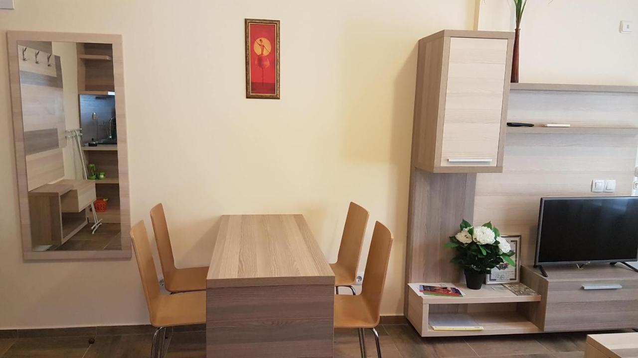 大特尔诺沃Къщата С Чешмата公寓 外观 照片